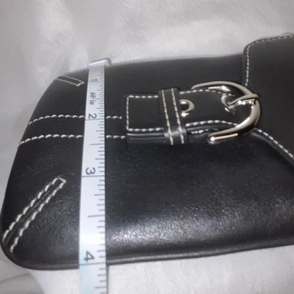 Vintage Coach Soho Pouch- RARE - Picture 13 of 13